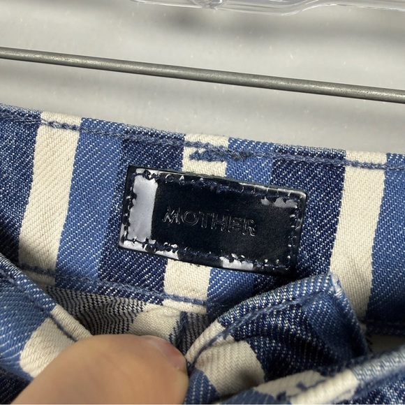 Tuckernuck Mother Patch Pocket Twister Sneak Wide Following Up Striped Jeans - Picture 10 of 12